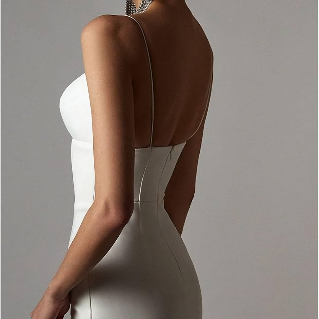 Robe Bodycon à Bretelles Spaghetti et Décolleté en V pour Femmes – Silhouette Flatteuse Idéale pour Mariages et Événements