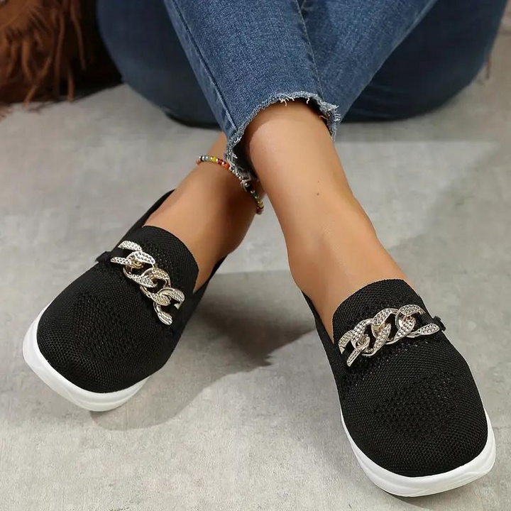 Baskets slip on femme avec détail chaîne – Chic & Confort