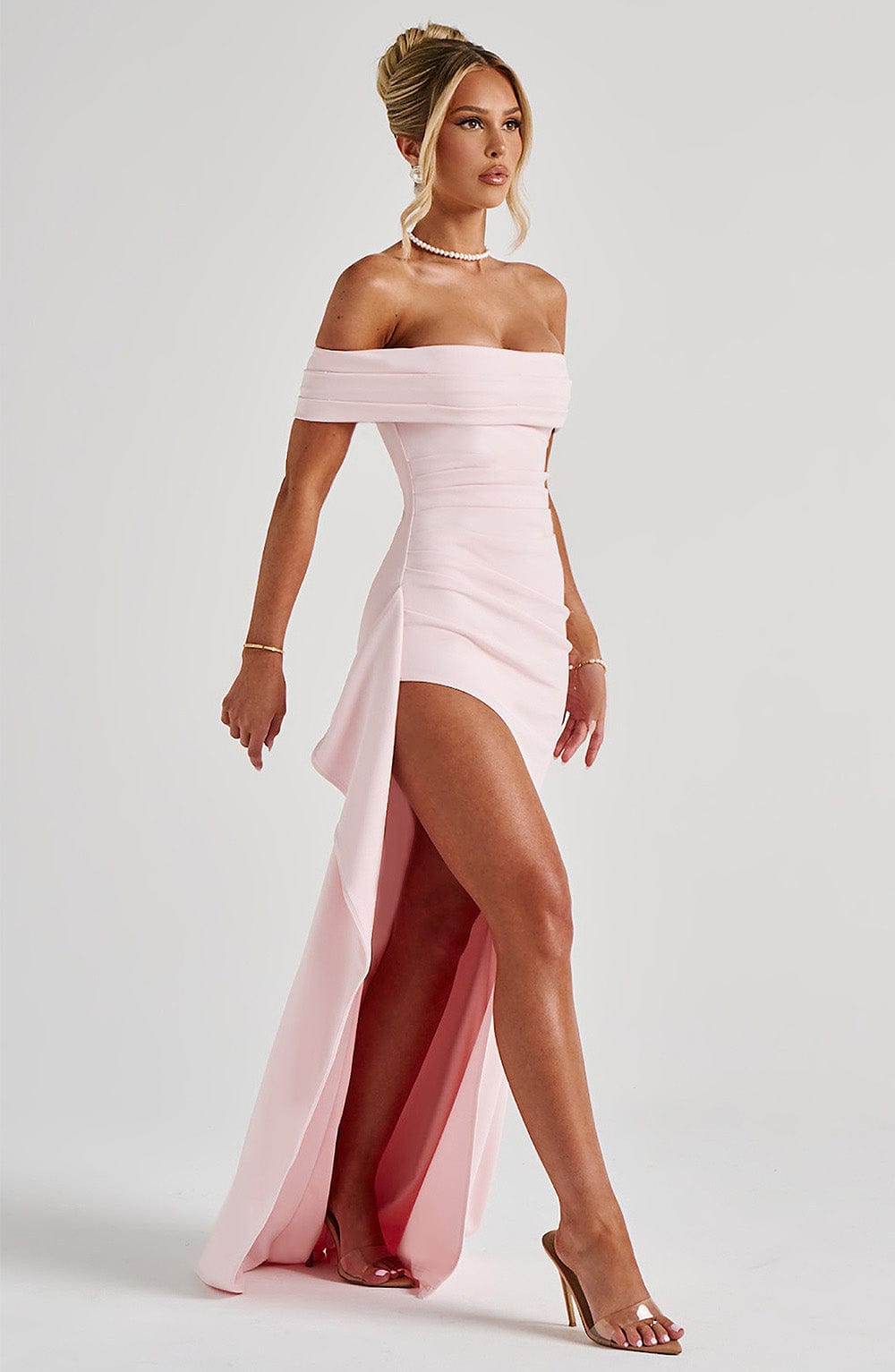 Robe de bal à épaules nues pour femmes - Élégante et irrésistible