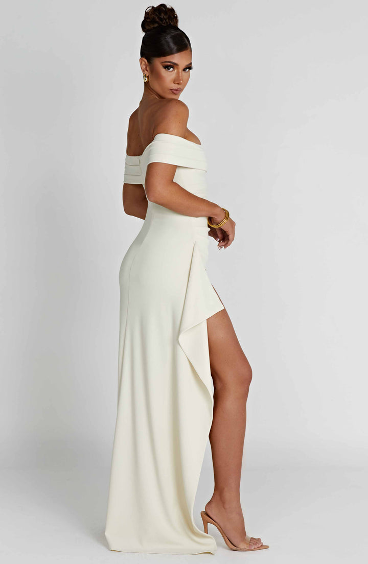Robe de bal à épaules nues pour femmes - Élégante et irrésistible