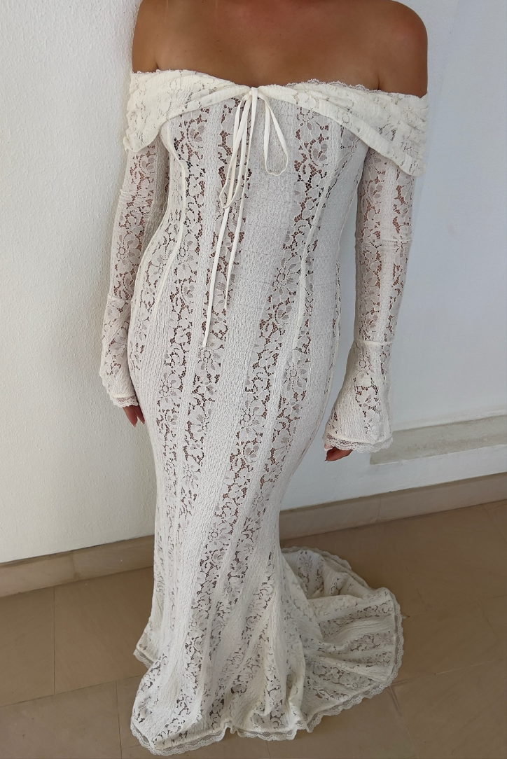 Robe Maxi en Dentelle pour Femmes | Élégante, Féminine et Classique