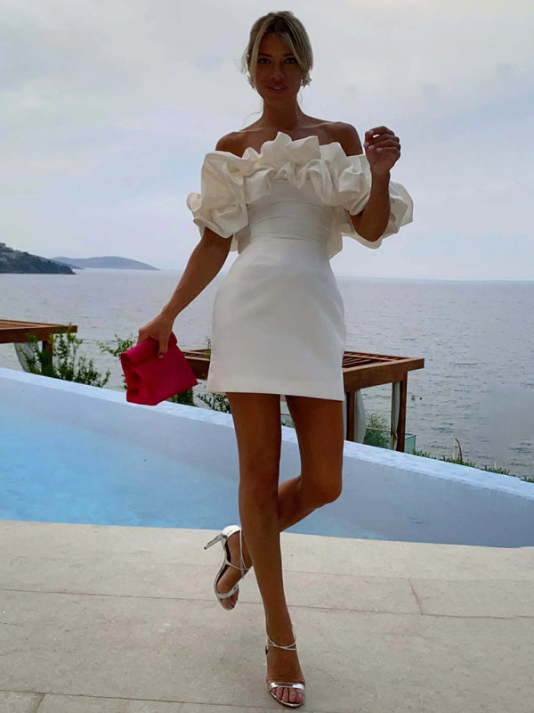 Robe Mini Satinée à Épaules Dénudées pour Femmes – Encolure Froncée Chic pour Soirées