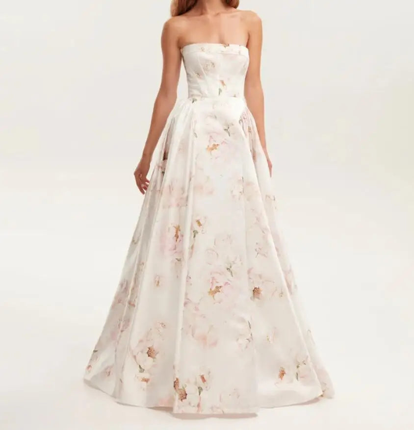 Robe Maxi Sans Bretelles Imprimée pour Femmes – Style Printanier Épuré